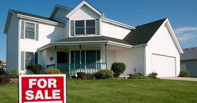 We Buy Houses in Any Condition: What That Actually Means for Winnipeg Sellers We Buy Houses in Any Condition: What That Actually Means for Winnipeg Sellers